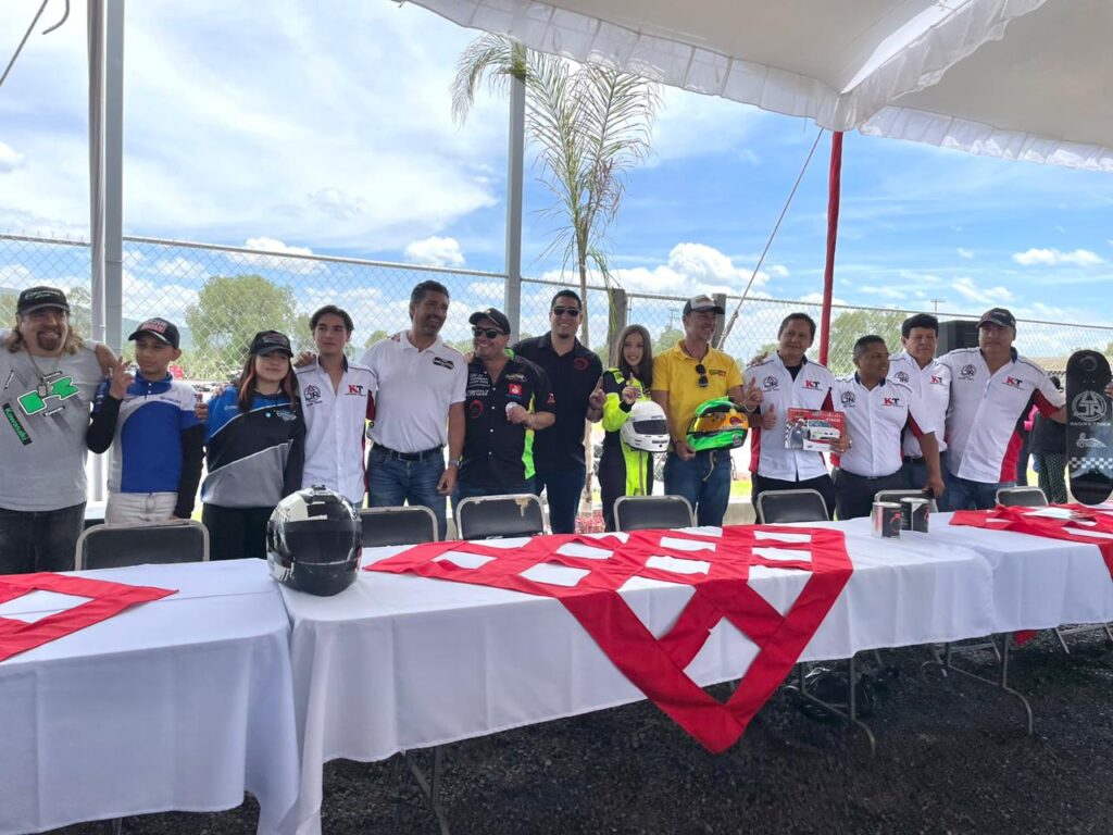 Inauguran Kartódromo en Teotihuacán